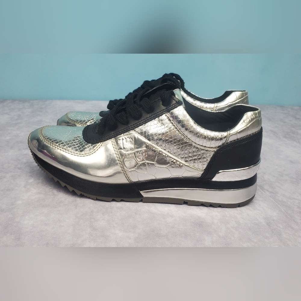 Michael Kors silver‎ Metallic Women's Sneakers Size 6M